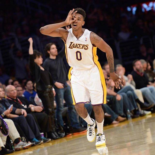 NBA季后赛球员表现数据分析